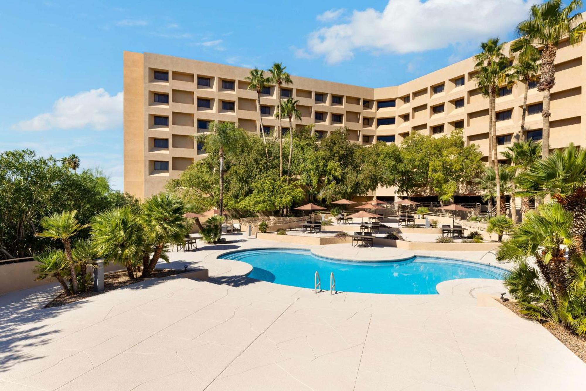 Hotel Hilton Tucson East Exterior foto