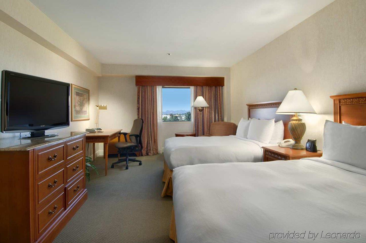 Hotel Hilton Tucson East Exterior foto
